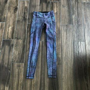 Lululemon Strive Multi Black Speed Tight V Activewear Bottoms size 2   RARE